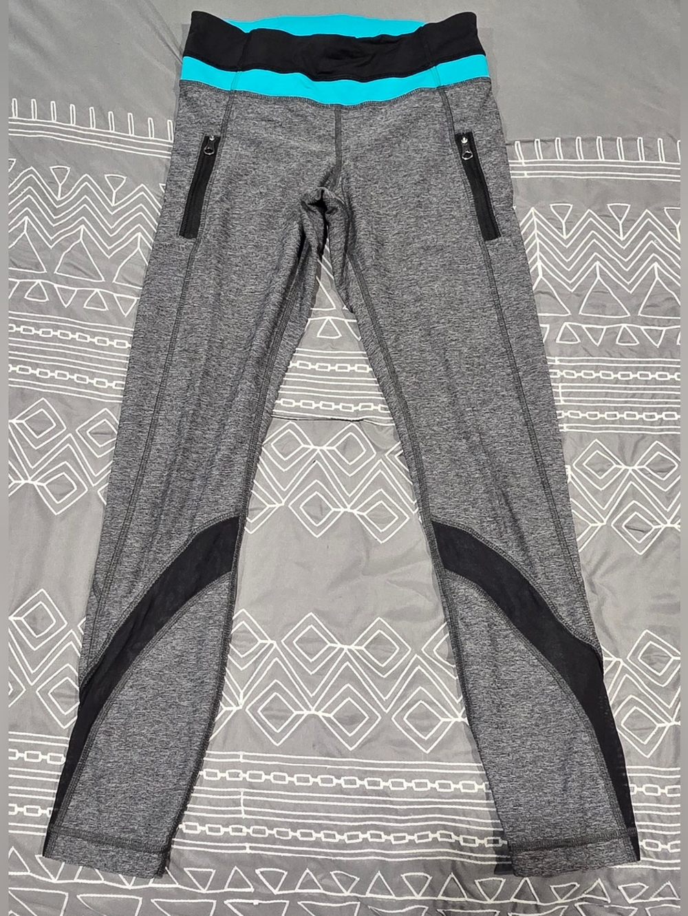 Lululemon Run Inspire Tight Cropped Leggings Size 4 - Picture 6 of 8
